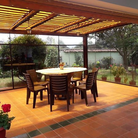 Quinta La Gardenia Hotel Puembo Kültér fotó