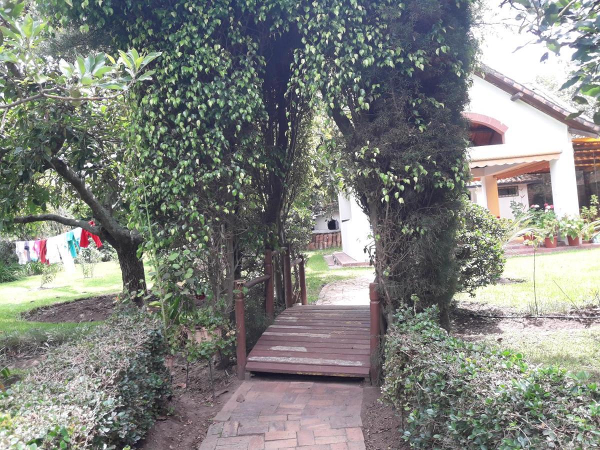Quinta La Gardenia Hotel Puembo Kültér fotó