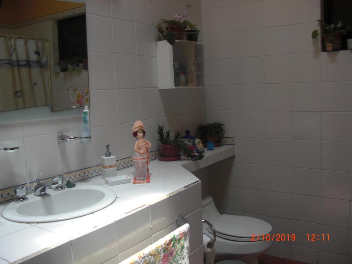 Quinta La Gardenia Hotel Puembo Kültér fotó
